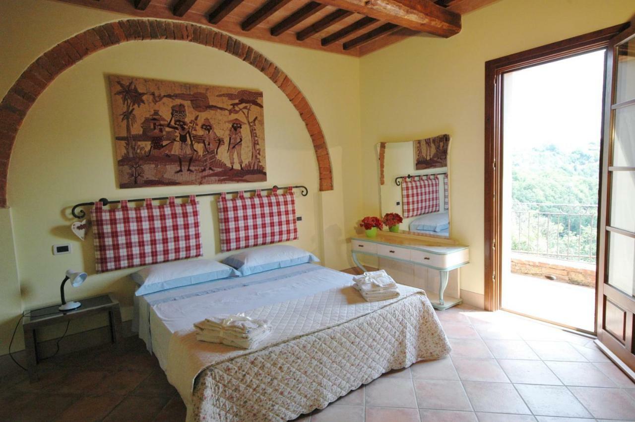 Agriturismo Le Querce Palaia Bagian luar foto